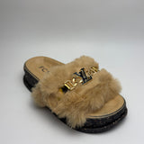 Ladies Sandal With Upper Furr