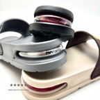 SOFT SLIDES WITH AIR BUBBLE IN SOLE